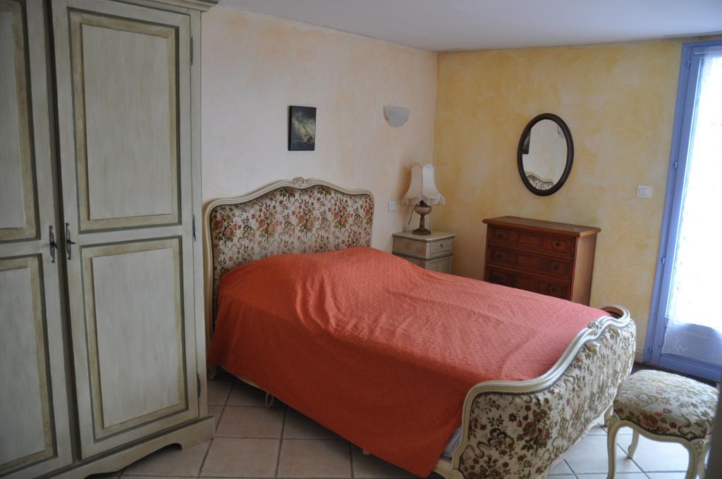 Hotel Le Petit Labouret Revest-du-Bion Esterno foto